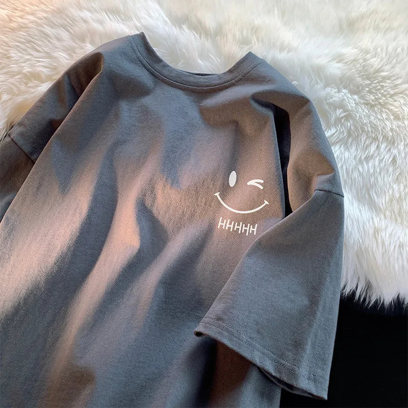 Smiling Face Oversized T-Shirt - Casual Pullover for Men & Women
