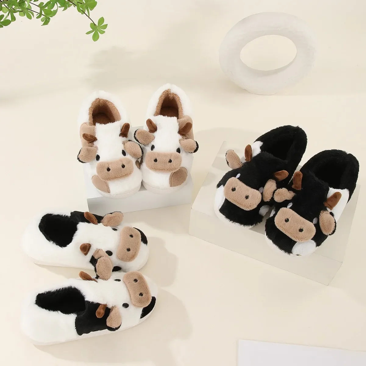Unisex Cartoon Cow Winter Slippers – Warm & Cozy Indoor Footwear